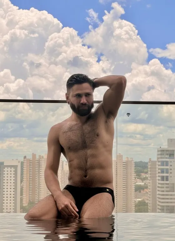 Julian, Brazilian male escort in Dubai โ photo 5