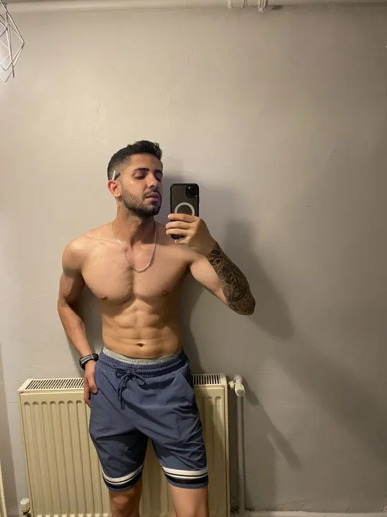 Kai, male escort in Dubai — photo 9