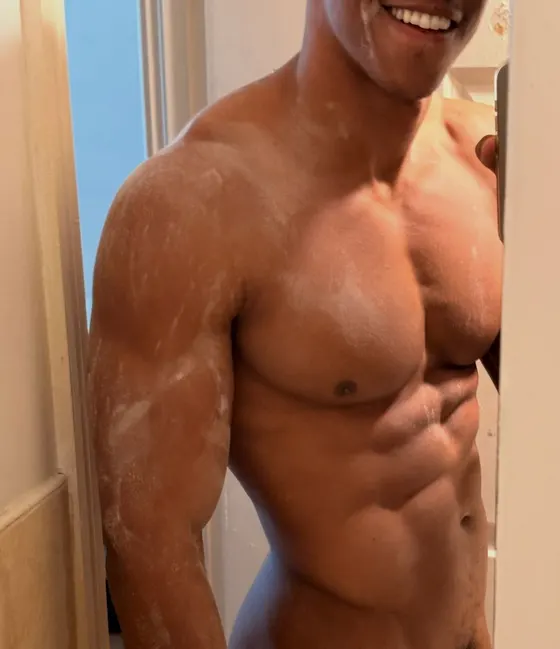 Kevin, Ebony male escort in Dubai โ photo 5