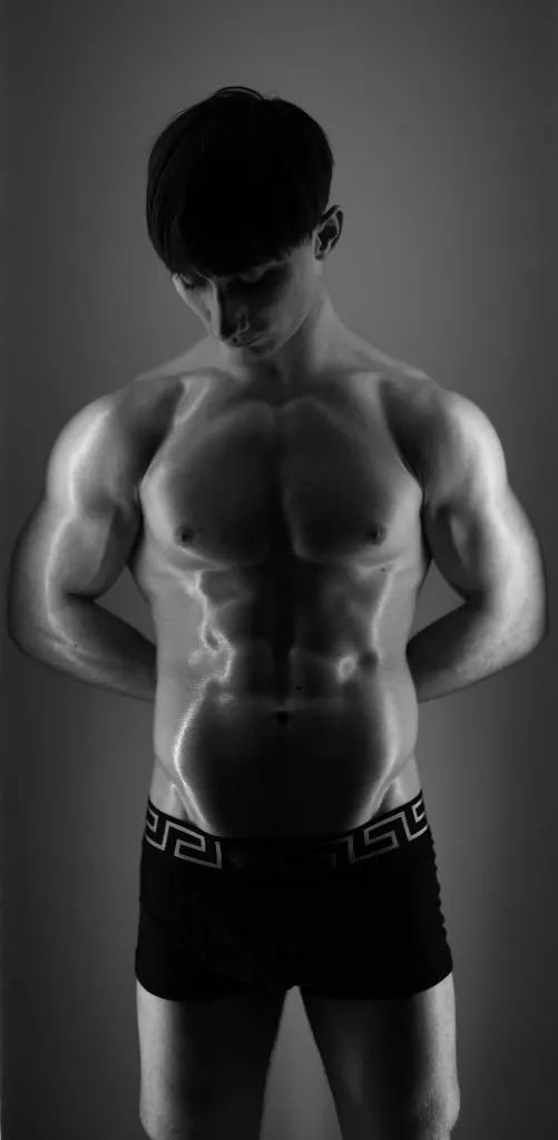 Kevin, Russian male escort in Dubai — photo 14