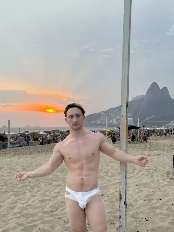 Kevin, Russian male escort in Dubai — photo 9