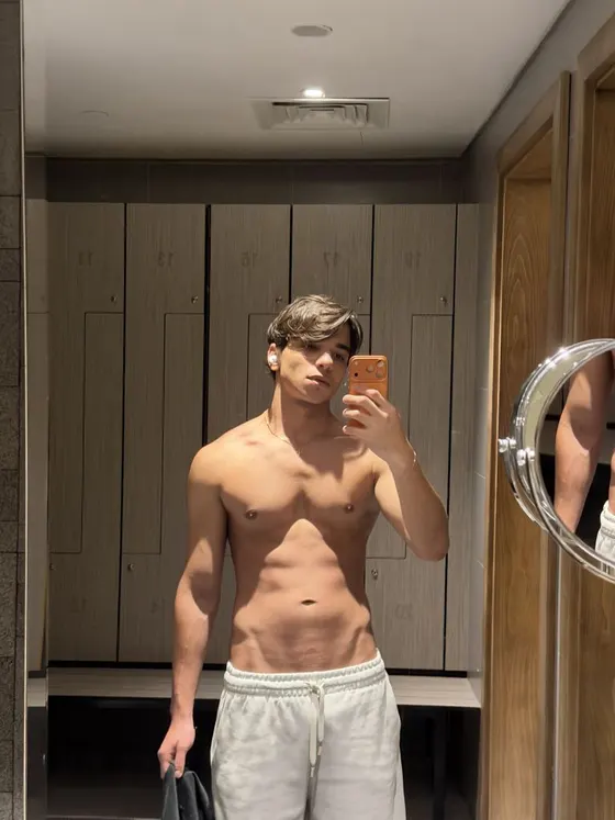 Liam, Brazilian male escort in Dubai โ photo 5