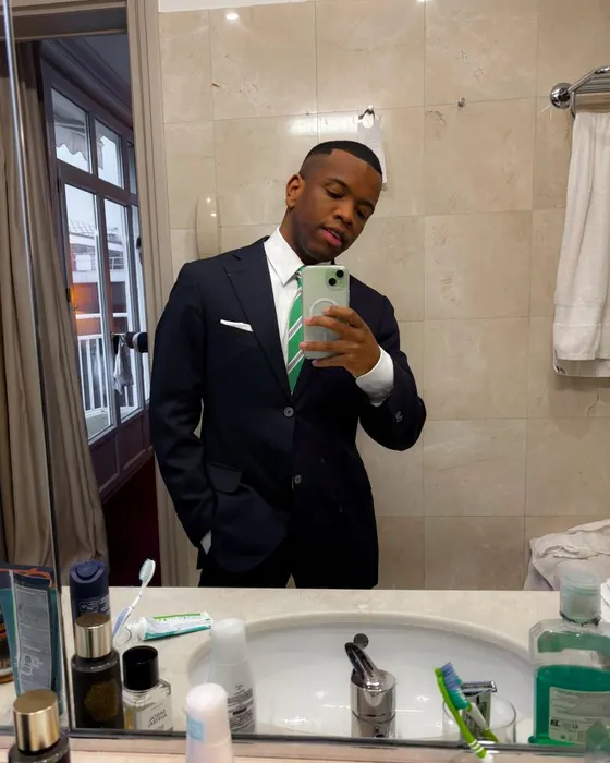 Lucas, male escort in Dubai โ photo 3