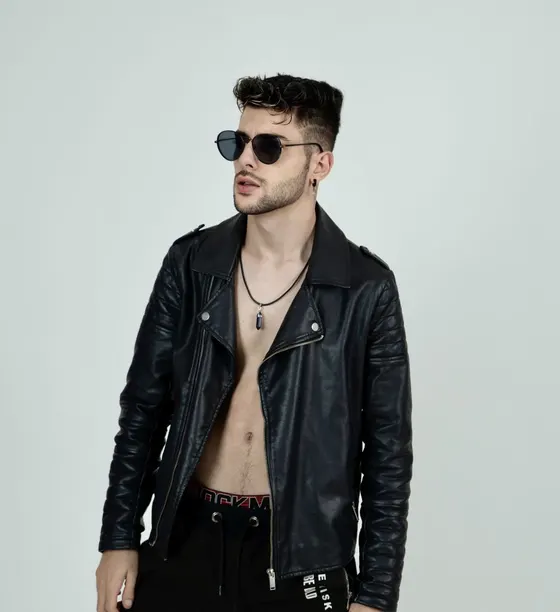 Marco, Brazilian male escort in Dubai โ photo 16