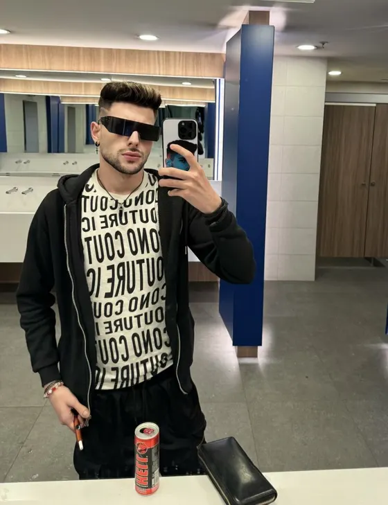 Marco, Brazilian male escort in Dubai โ photo 17
