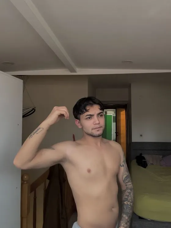 Marcus, Brazilian male escort in Dubai โ photo 14