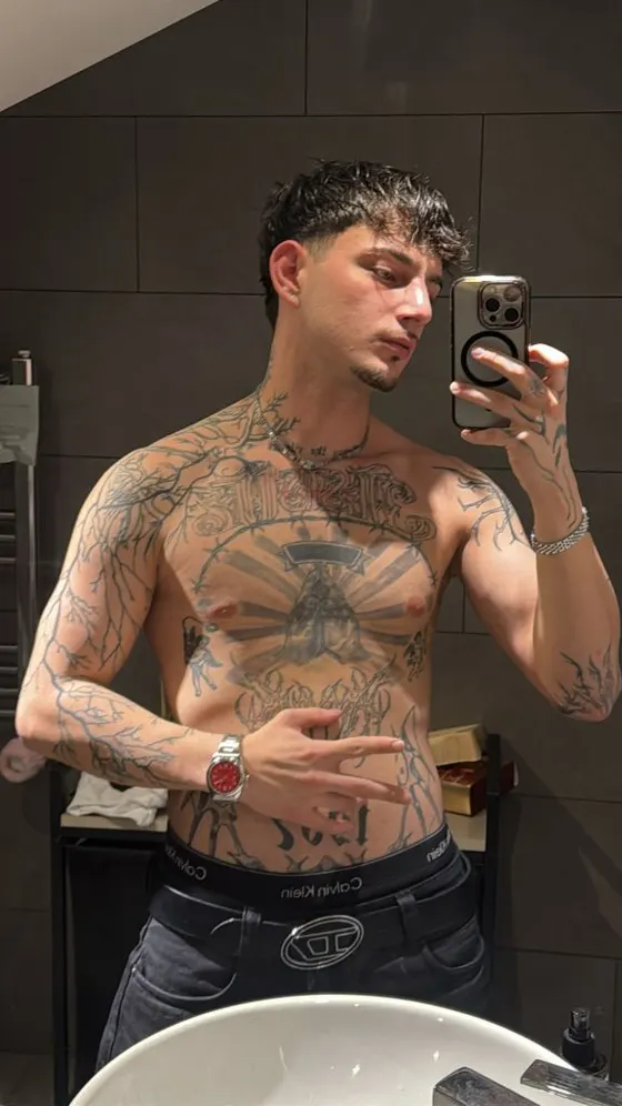 Marcus, male escort in Dubai โ photo 10