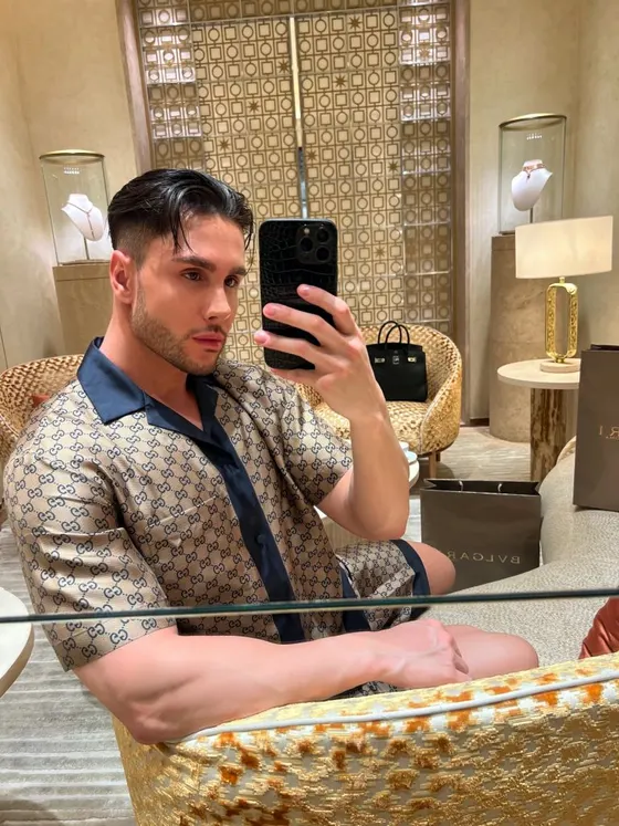 Max, male escort in Dubai โ photo 2