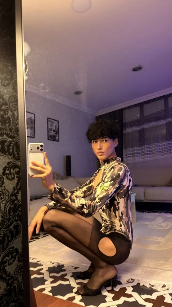 Nate, Asian male escort in Dubai โ photo 2