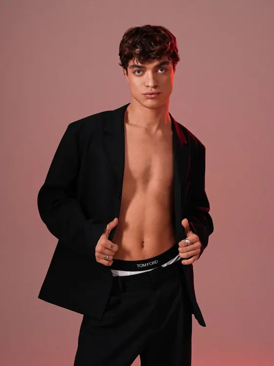 Nico, Brazilian male escort in Dubai โ photo 10