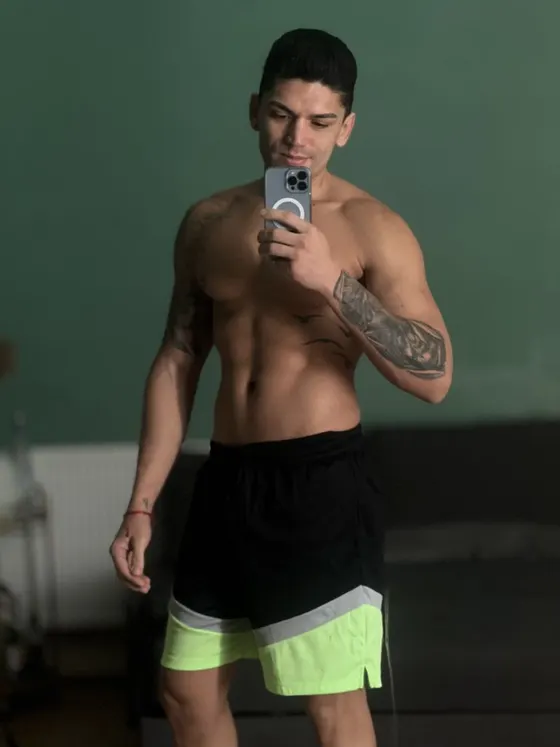 Noah, male escort in Dubai โ photo 11
