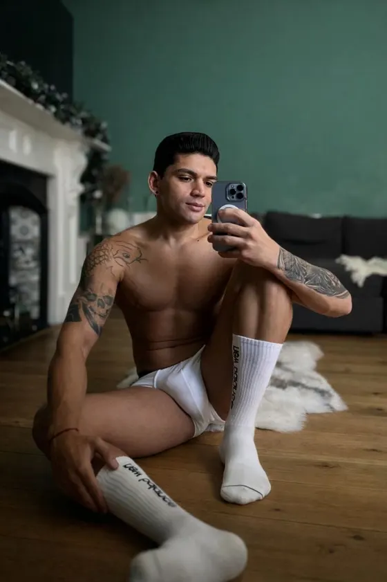 Noah, male escort in Dubai โ photo 2