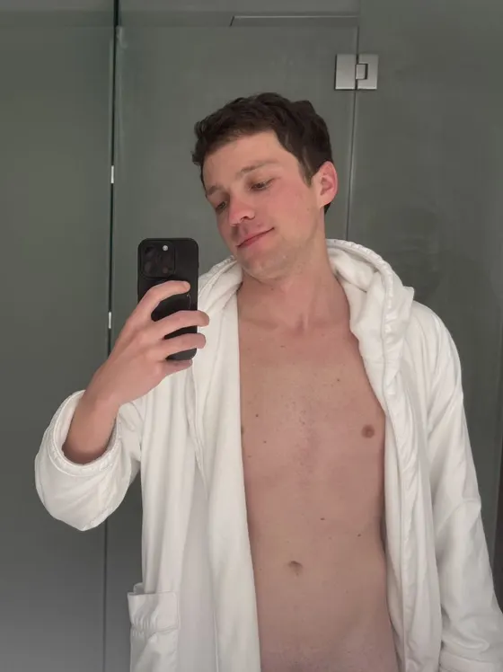 Noah, male escort in Dubai โ photo 3