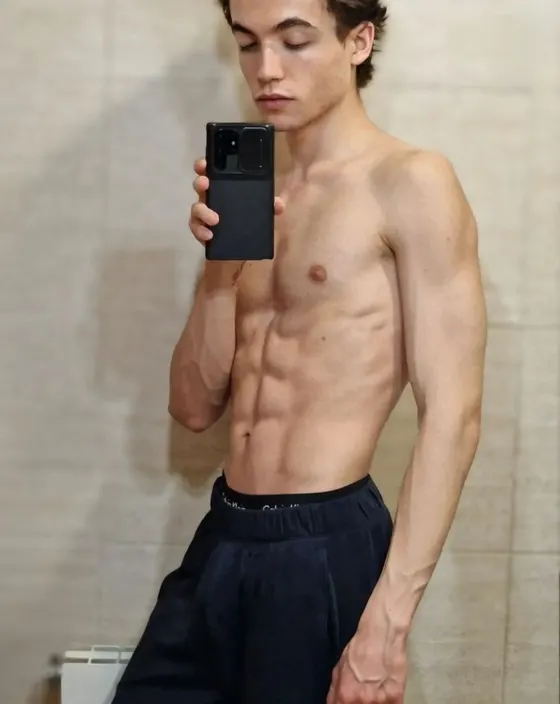 Noah, Brazilian male escort in Dubai โ photo 11
