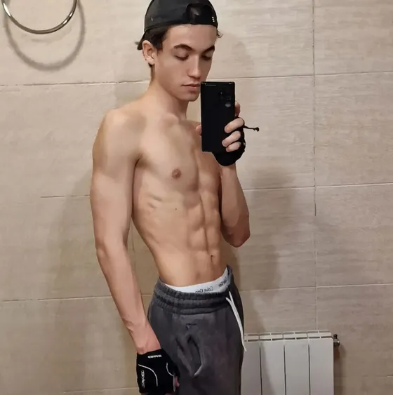 Noah, Brazilian male escort in Dubai โ photo 5