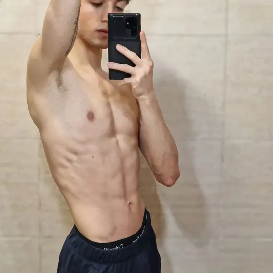 Noah, Brazilian male escort in Dubai โ photo 8