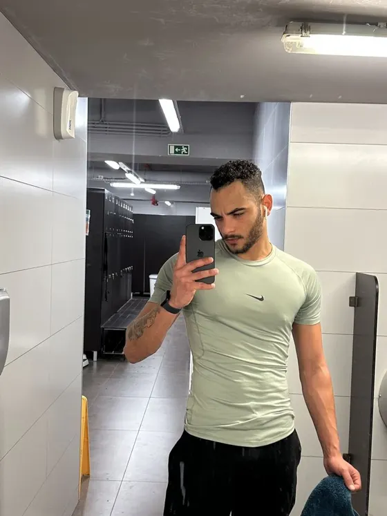 Owen, male escort in Dubai โ photo 10