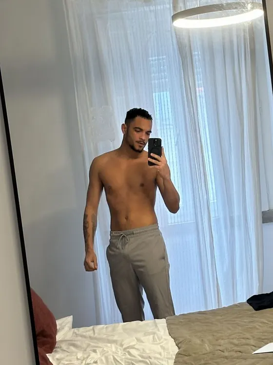 Owen, male escort in Dubai โ photo 14