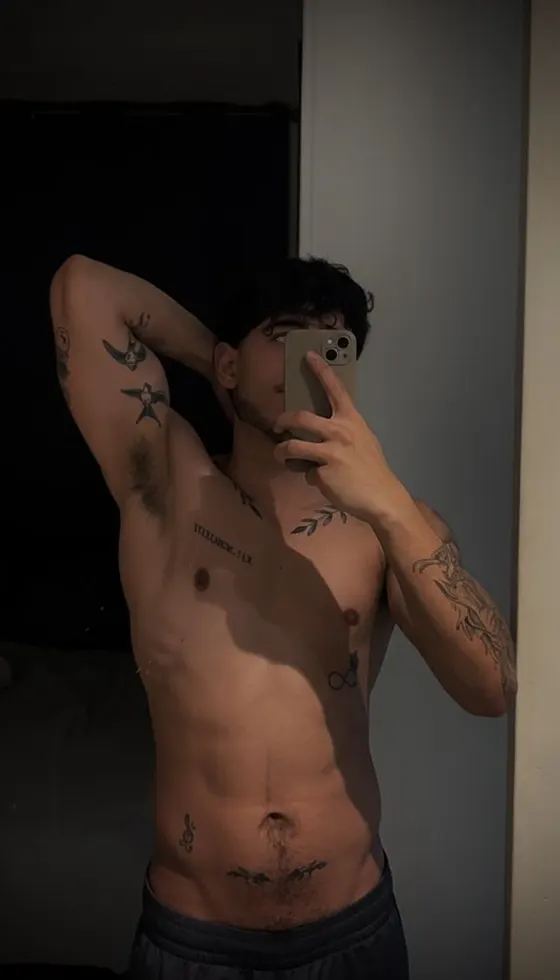 Owen, Brazilian male escort in Dubai โ photo 9