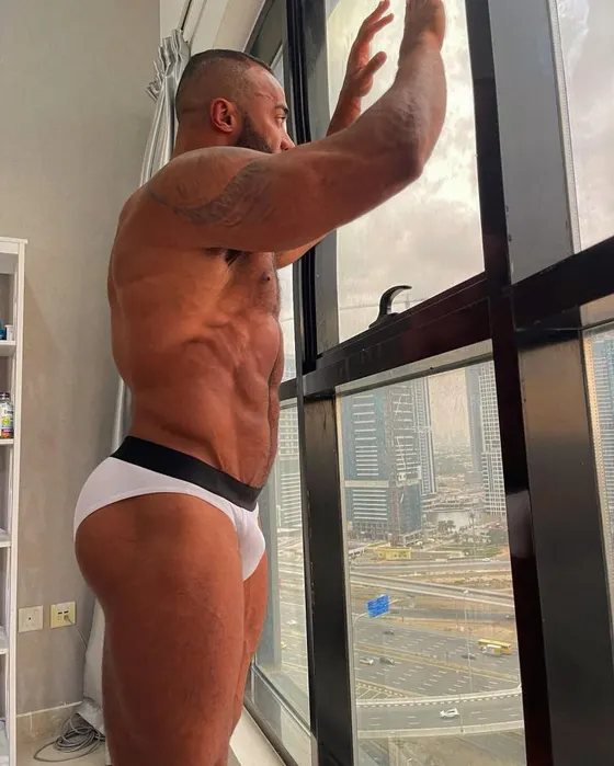 Pablo, Brazilian male escort in Dubai โ photo 10