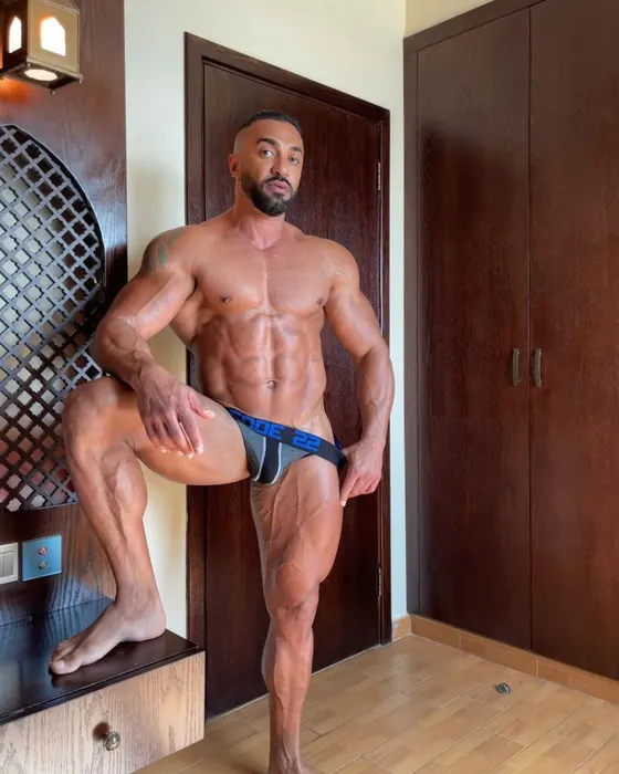 Pablo, Brazilian male escort in Dubai โ photo 11