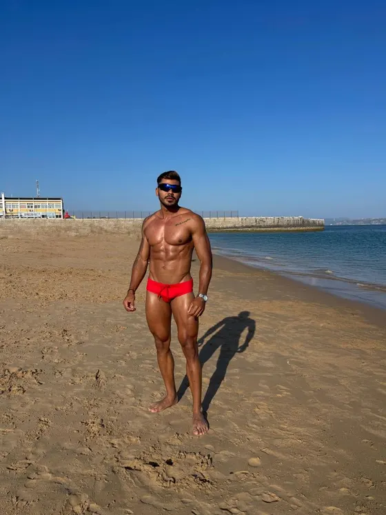Rafael, male escort in Dubai โ photo 10