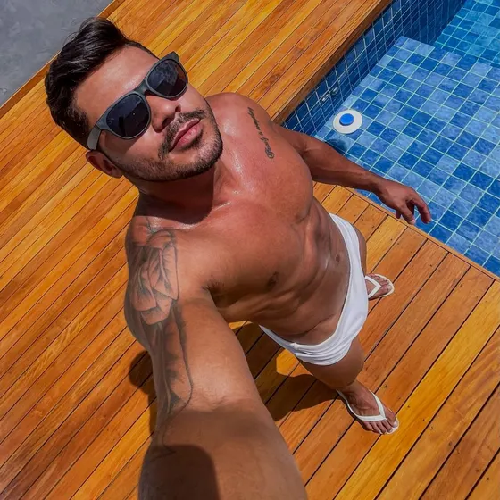 Rafael, male escort in Dubai โ photo 7