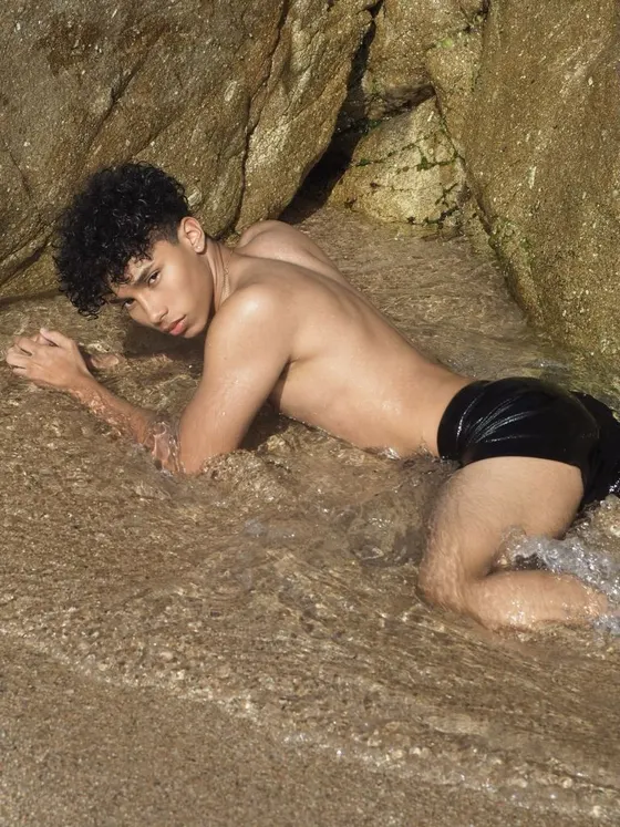 Roman, male escort in Dubai โ photo 4