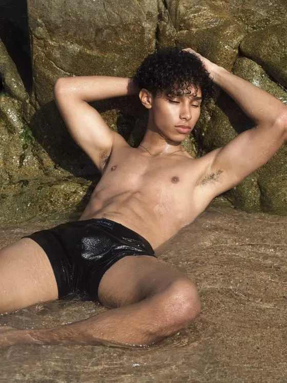 Roman, male escort in Dubai โ photo 7