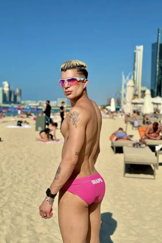 Ryan, male escort in Dubai โ photo 5