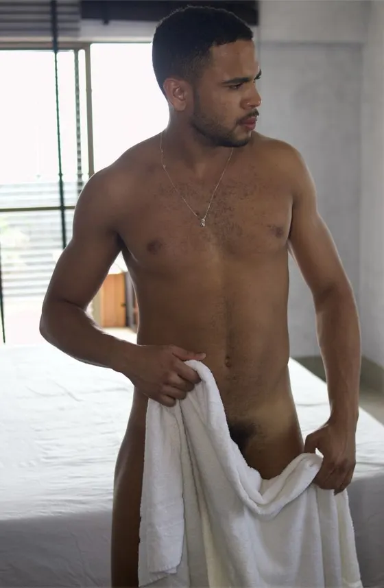 Sean, male escort in Dubai โ photo 4