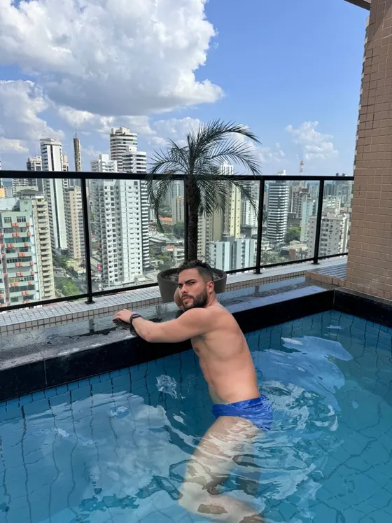 Sean, Brazilian male escort in Dubai โ photo 3