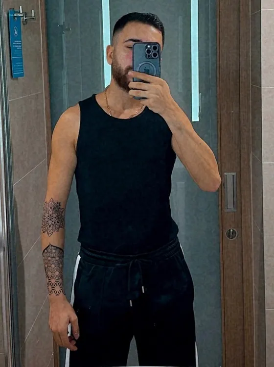 Stefan, Japanese male escort in Dubai โ photo 18