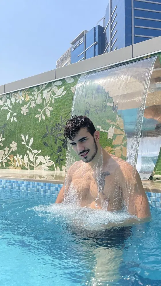Theo, male escort in Dubai โ photo 8