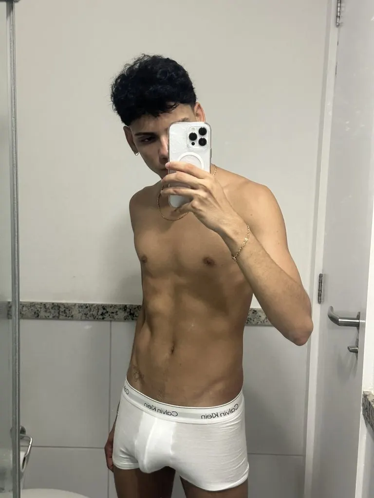 Theo, Brazilian male escort in Dubai