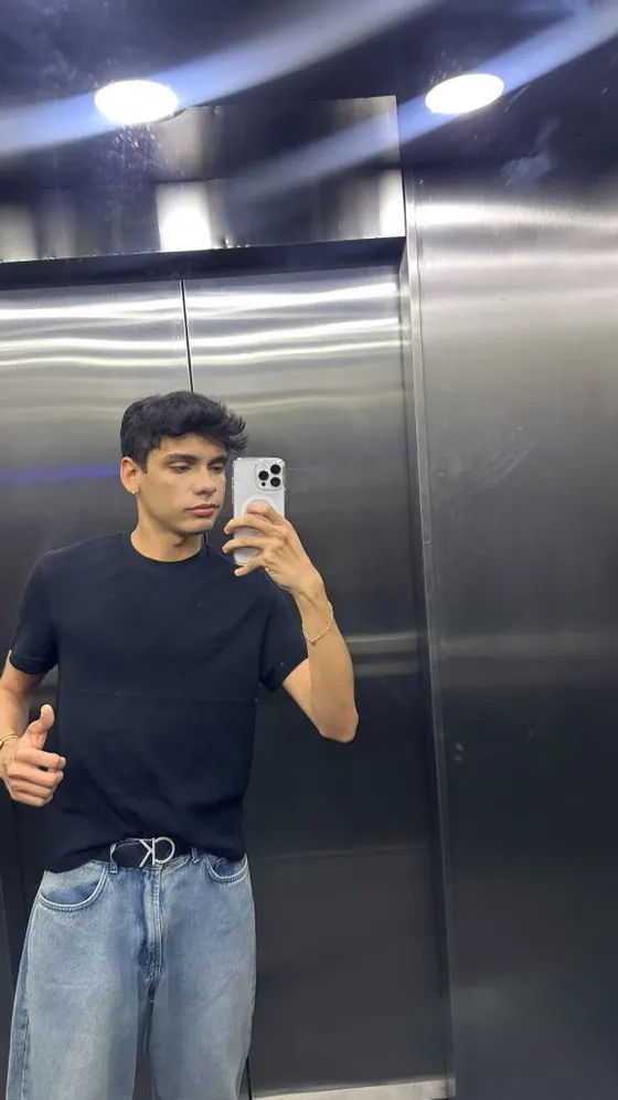 Theo, Brazilian male escort in Dubai โ photo 2