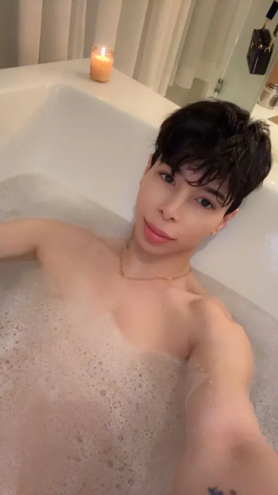 Theo, Brazilian male escort in Dubai โ photo 10