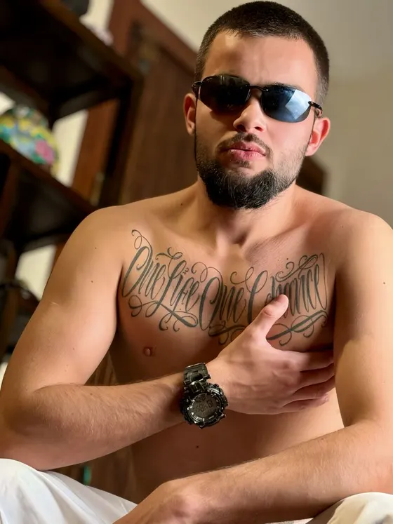 Theo, Russian male escort in Dubai โ photo 8
