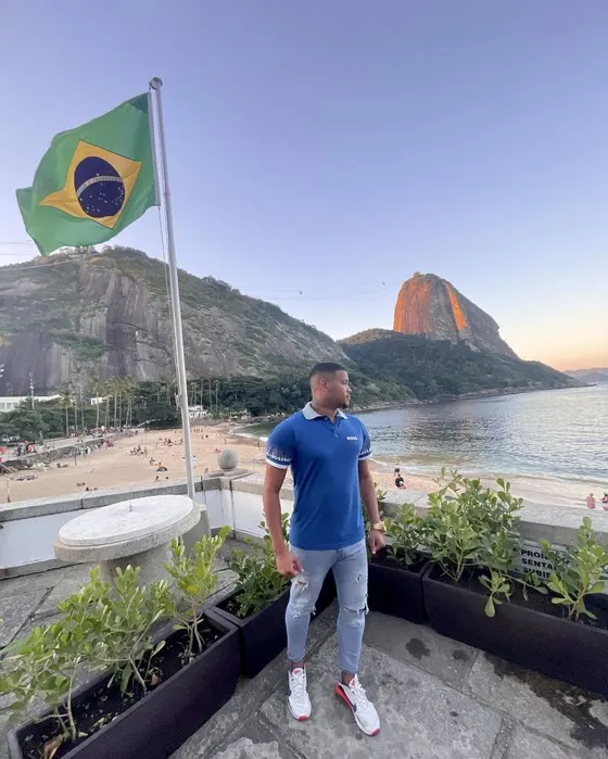 Victor, Brazilian male escort in Dubai โ photo 3