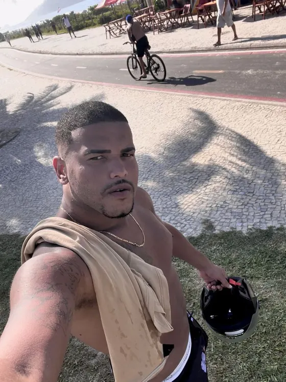 Victor, Brazilian male escort in Dubai โ photo 7