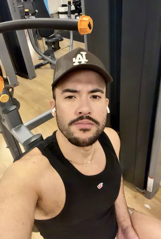 Vince, male escort in Dubai โ photo 4