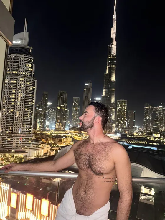 Vince, male escort in Dubai โ photo 6