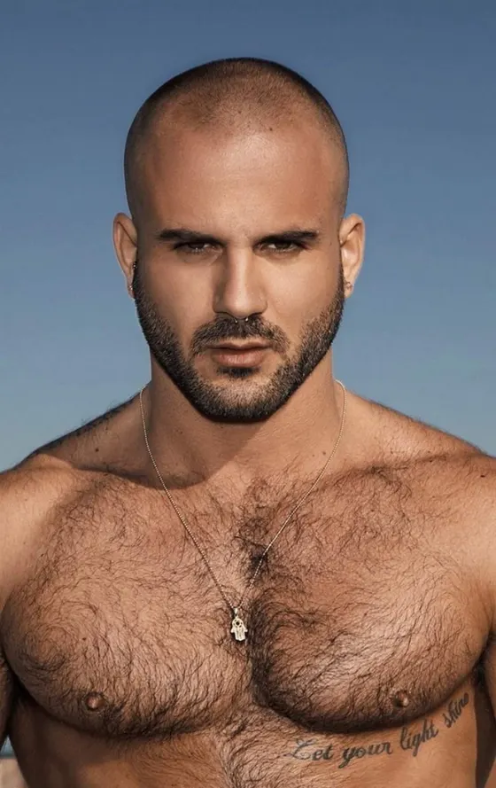 Xavier, Brazilian male escort in Dubai โ photo 17