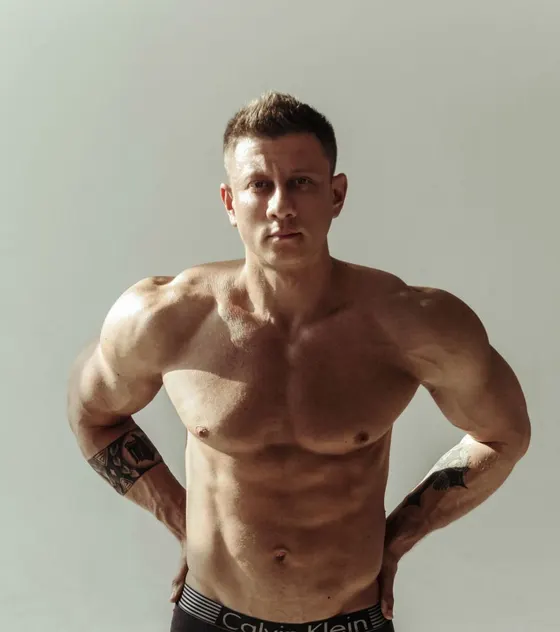 Zane, Russian male escort in Dubai โ photo 11