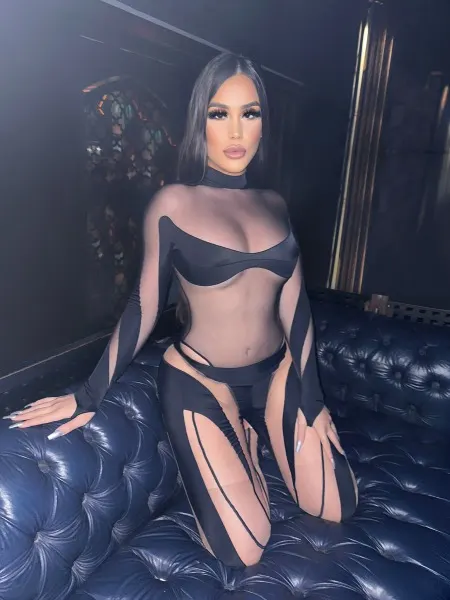 Alessia, trans escort in Dubai โ photo 15