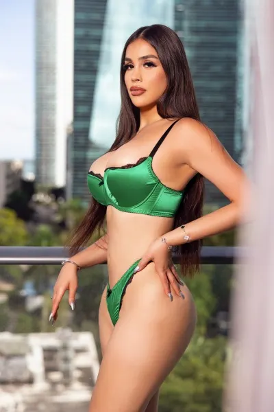 Alessia, trans escort in Dubai โ photo 7