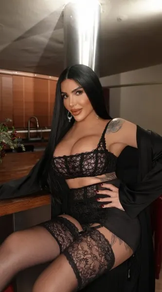 Aline, trans escort in Dubai โ photo 4