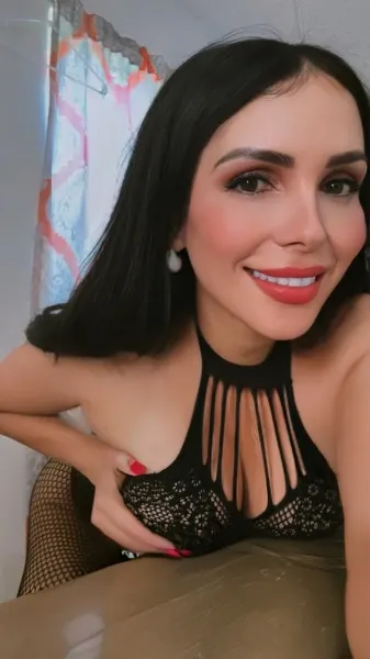 Aline, trans escort in Dubai โ photo 10