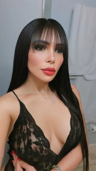Aline, trans escort in Dubai โ photo 3