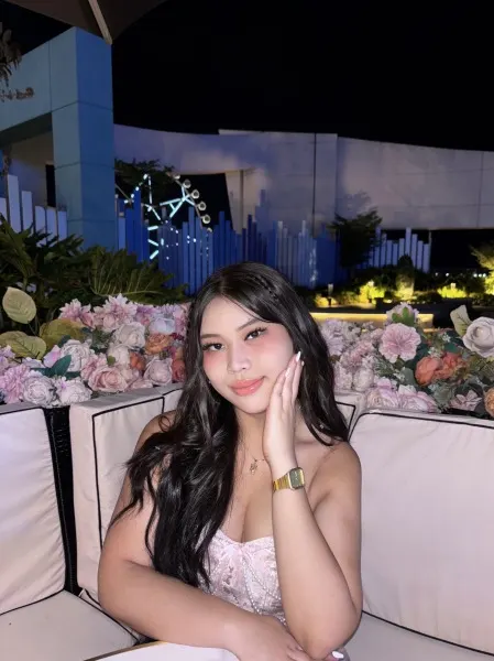 Aline, Asian trans escort in Dubai โ photo 7